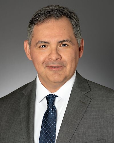 Armando Garza Headshot Oct 2020 8x10.jpg